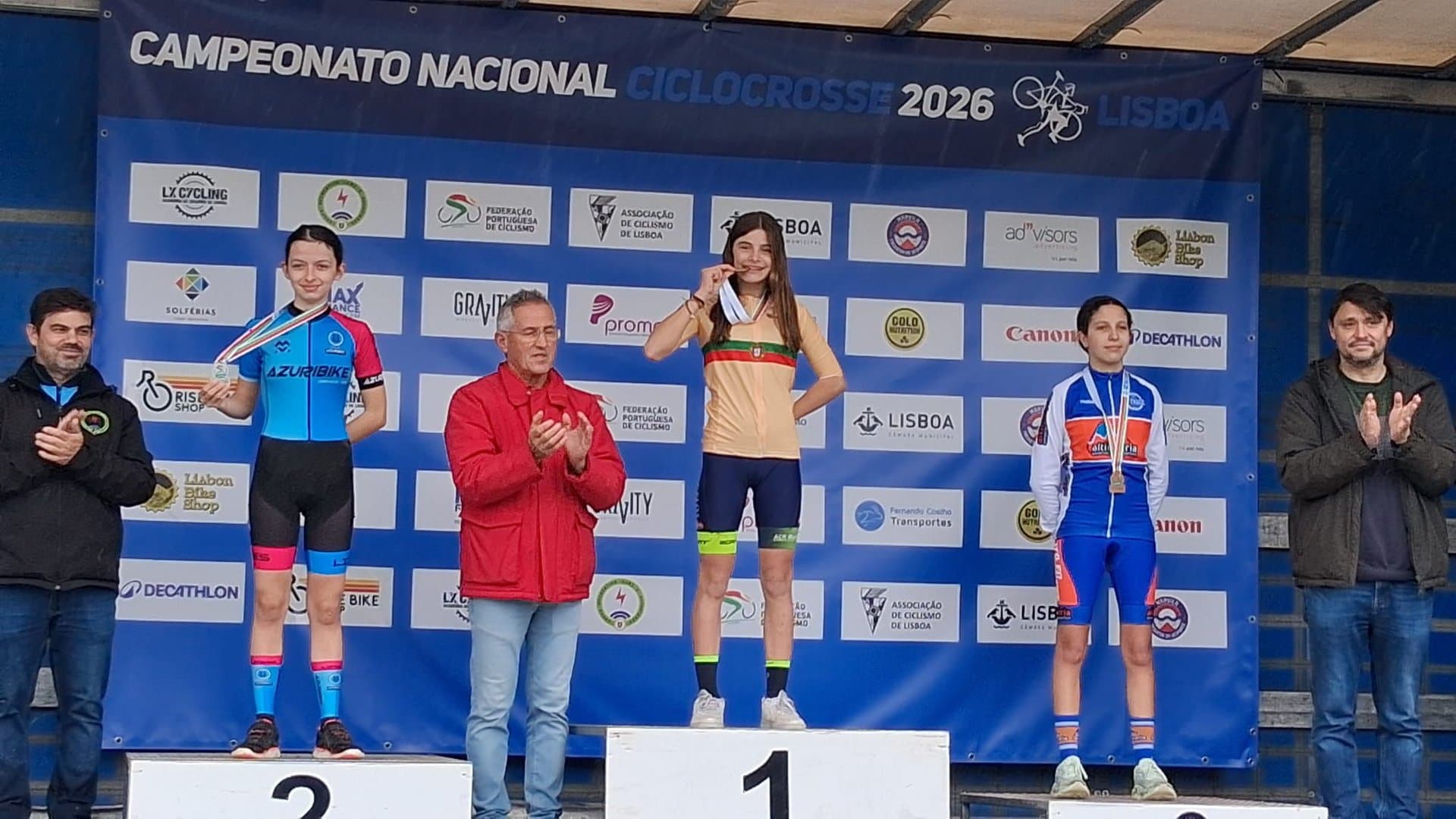 Matilde Fernandes e Samuel Gomes conquistam Taça de Portugal de Ciclocrosse 2025